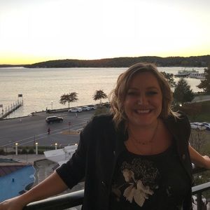 Meet your Posher, Allison